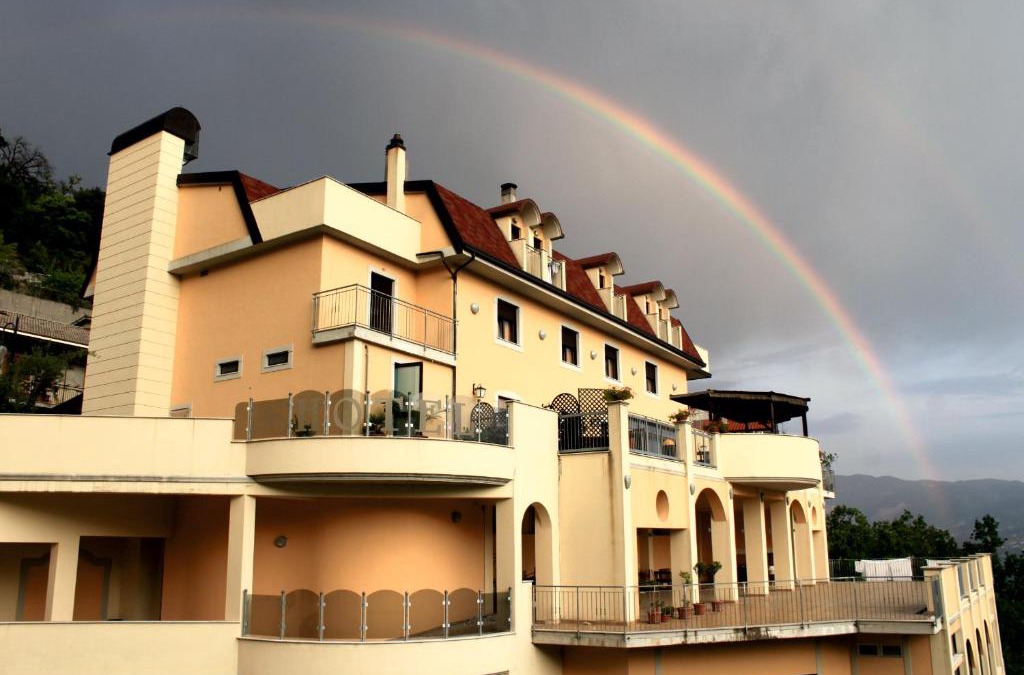 Castelluccio Superiore Hotel | Hotel Sette E Mezzo