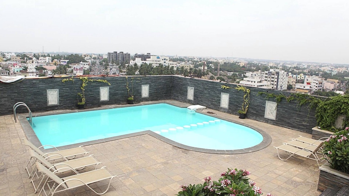 Rajahmundry Hotel | Hotel Shelton Rajamahendri