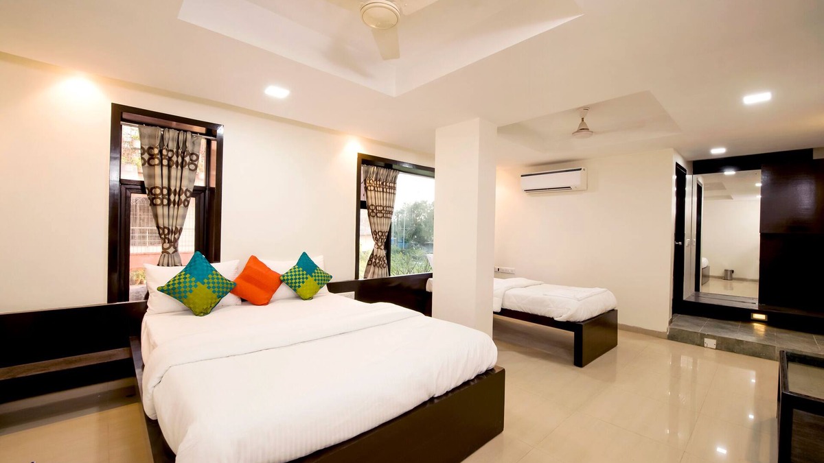 Tarapur Hotel | Hotel Shivprabha