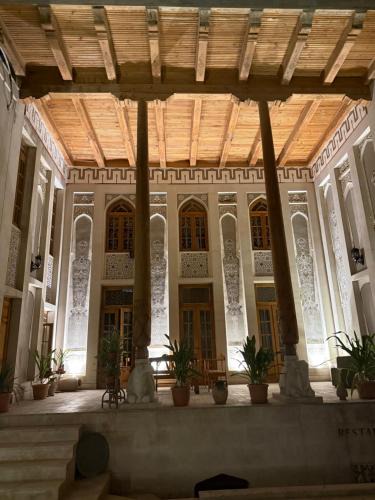 Bukhara Hotel | Hotel Shokhitut 20 metres from old town
