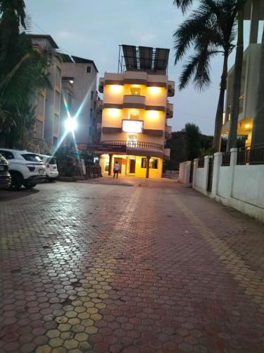 Shirdi Hotel | HOTEL SHRI PUSHPANJALI SHIRDI