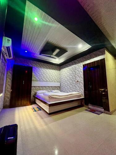 Sitamarhi Hotel | Hotel Shri Sai International, Sitamarhi
