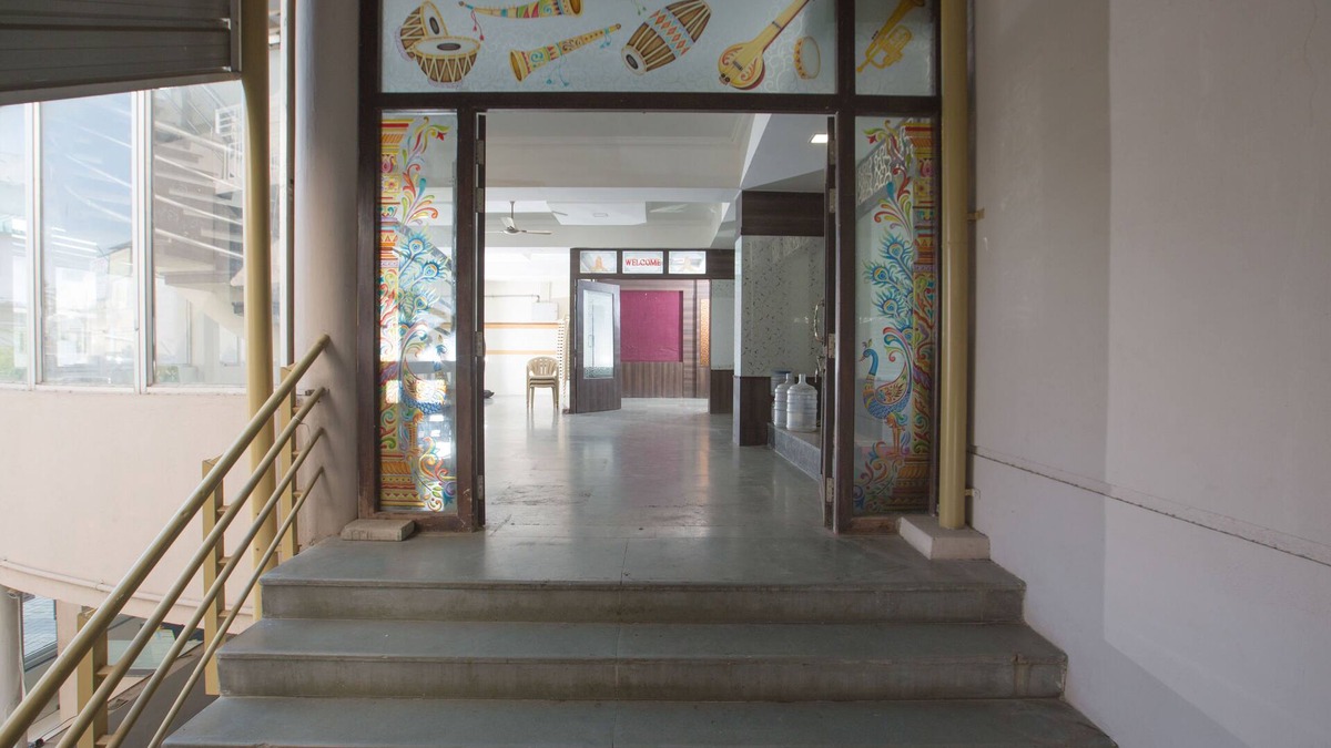 Palani Hotel | Hotel Sownthariyam