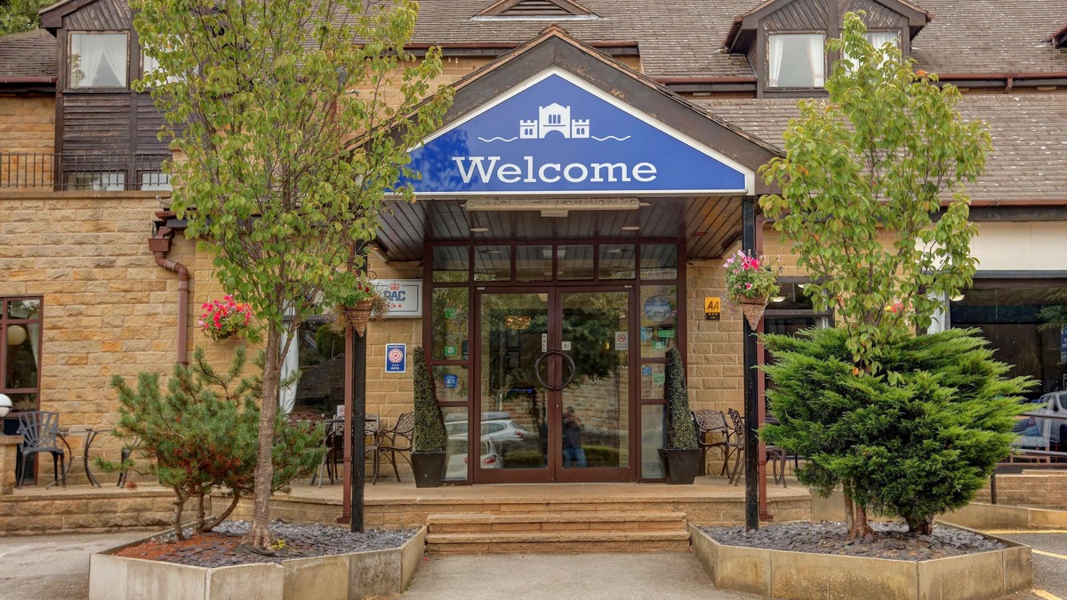 Newmillerdam Hotel | Hotel St Pierre, Sure Hotel Collection by Best Western
