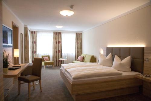 Pfaffenhofen an der Ilm Hotel | Hotel Straßhof