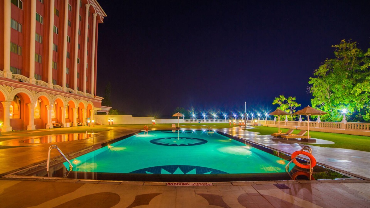 Ramoji Film City Hotel | Hotel Tara