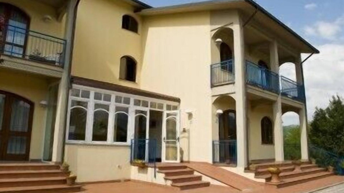 Castelnuovo di Garfagnana Hotel | Hotel The Marquee