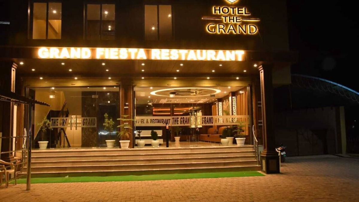 Robertsganj Hotel | Hotel The Grand by Nexottel