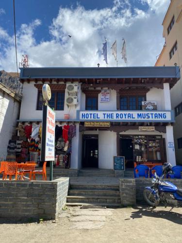 Mustang Hotel | Hotel The Royal Mustang