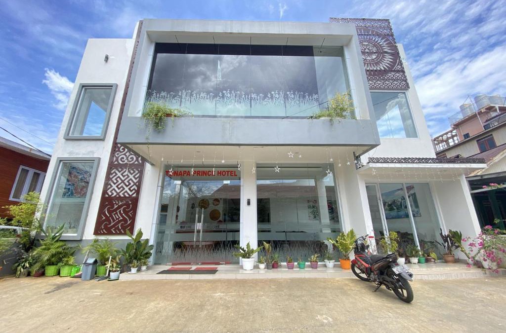 Sulawesi Hotel | Hotel Tonapa Prince Sorowako Mitra RedDoorz