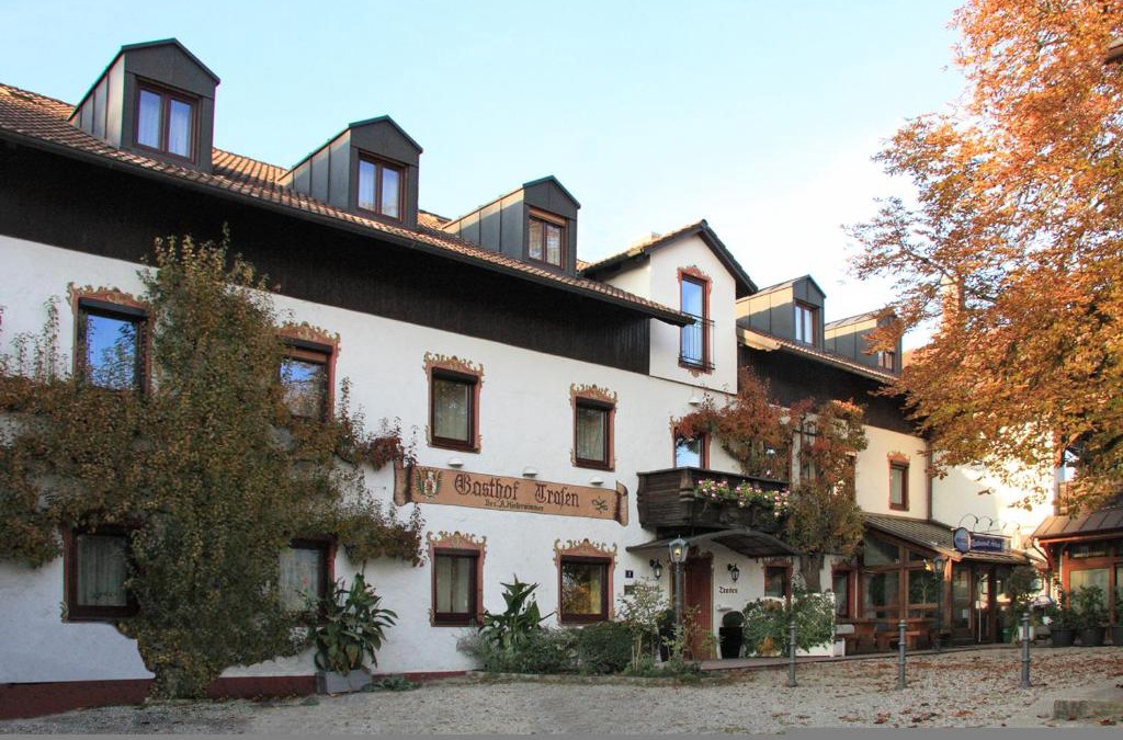 Waldkraiburg Hotel | Hotel Trasen