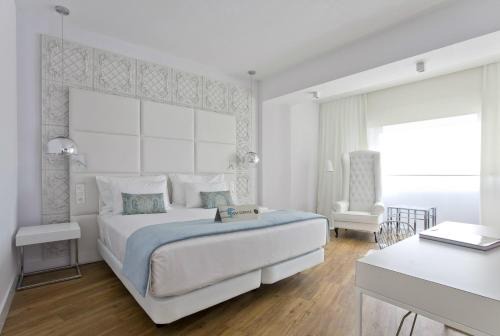Primer Ensanche Hotel | Hotel Tres Reyes Pamplona