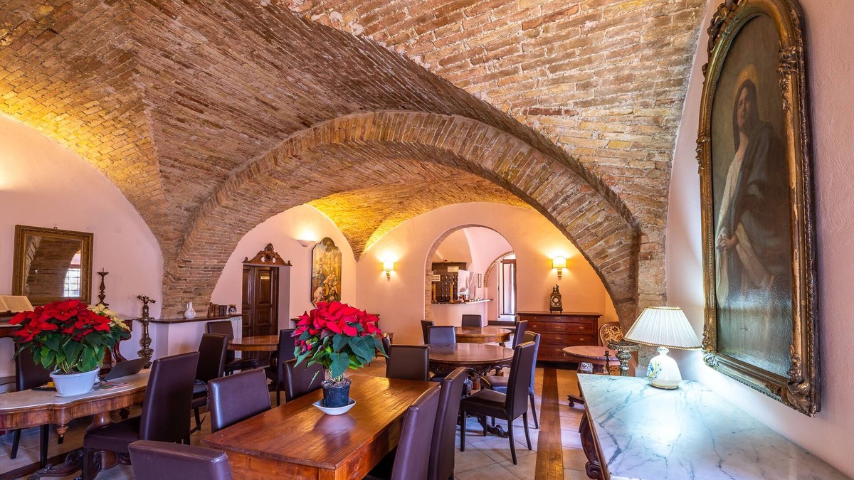 Trevi Hotel | HOTEL TREVI