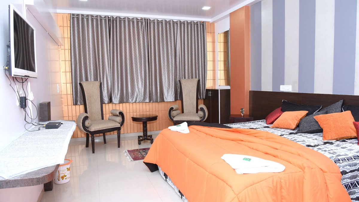 Narayangaon Hotel | Hotel Tukson