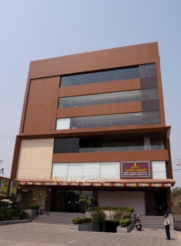 Hyderabad Hotel | hotel tulips grand