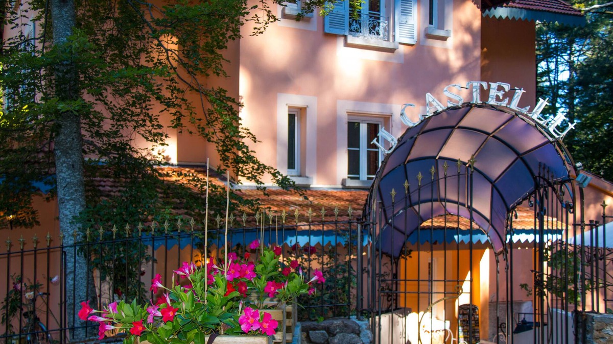 Vizzavone Hotel | Hotel U Castellu