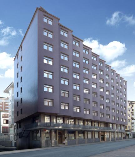 Eibar Hotel | Hotel Unzaga Plaza
