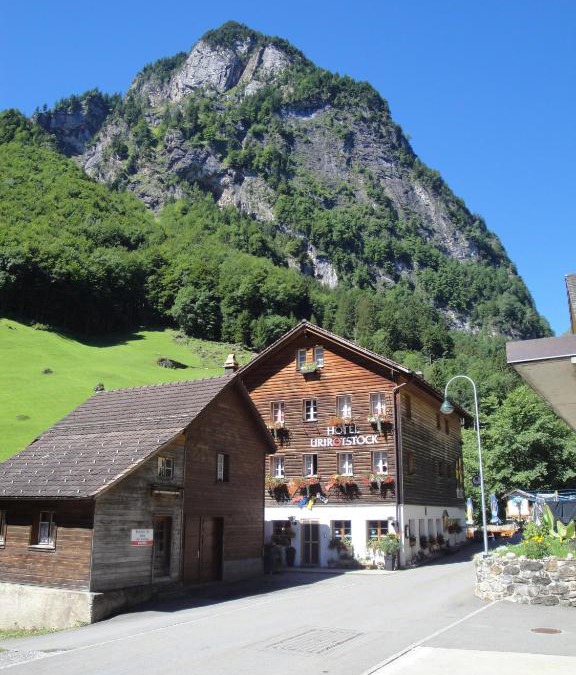 Isenthal Hotel | Hotel Urirotstock