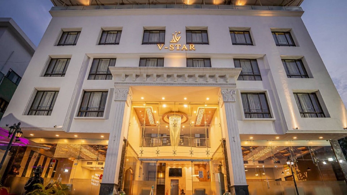 Ahmednagar Hotel | Hotel V Star