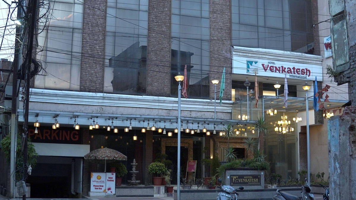 Raipur Hotel | Hotel Venkatesh International
