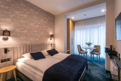 Aniolki Hotel | Hotel Vesper House