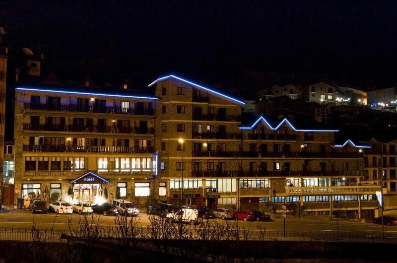 Mas de Ribafeta Hotel | HOTEL VICTORIA