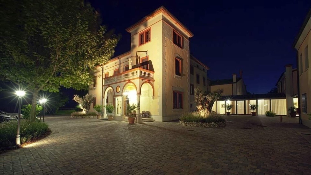 Rodigo Hotel | Hotel Villa dei Tigli 920 Liberty Resort