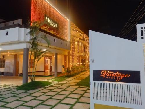 Chittur Hotel | Hotel Vintage Palace