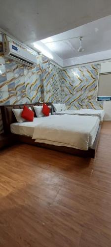 Vadodara Hotel | Hotel VR Inn