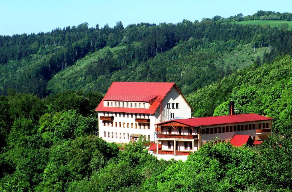 Vrsatske Podhradie Hotel | Hotel Vrsatec