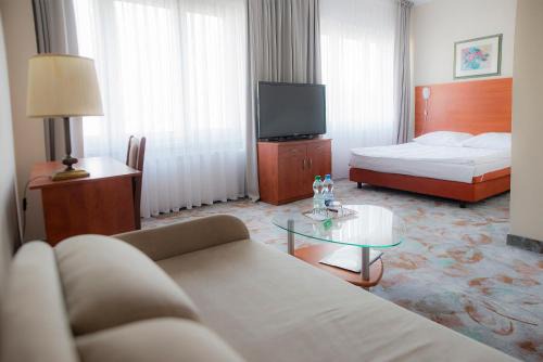 Pabianice Hotel | Hotel Włókniarz