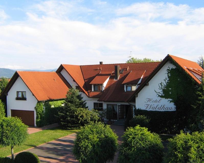 Hugelsheim Hotel | Hotel Waldhaus