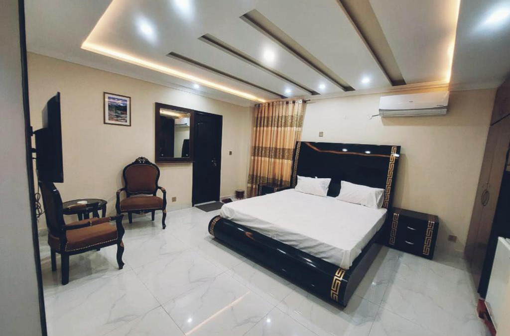 Johar Town Hotel | Hotel White Pearl