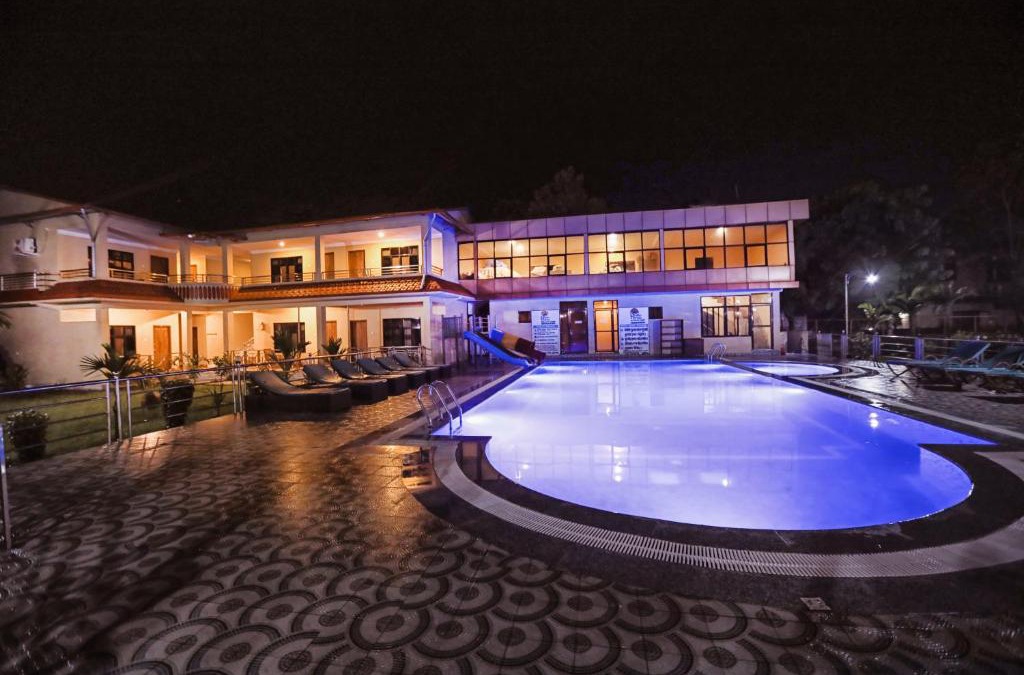 Sauraha Cabin | Hotel Wildlife Camp