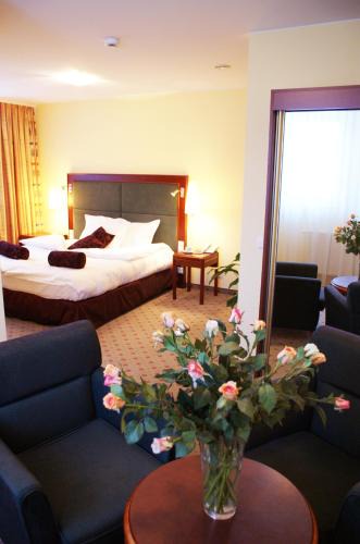 Pyrzowice Hotel | Hotel Wilga by Katowice Airport