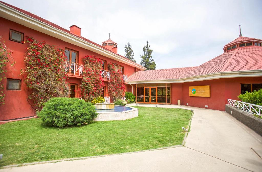 Panquehue Hotel | Hotel y Cabañas Palomar - Caja los Andes