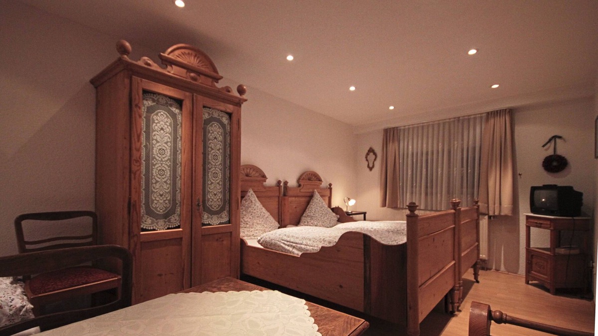 Weilerswist Bed & Breakfast | Hotel zum Schwan