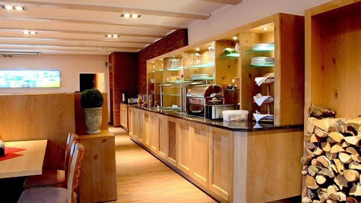 Eicklingen Hotel | Hotel Zur Erholung & Restaurant Amme's Landhaus