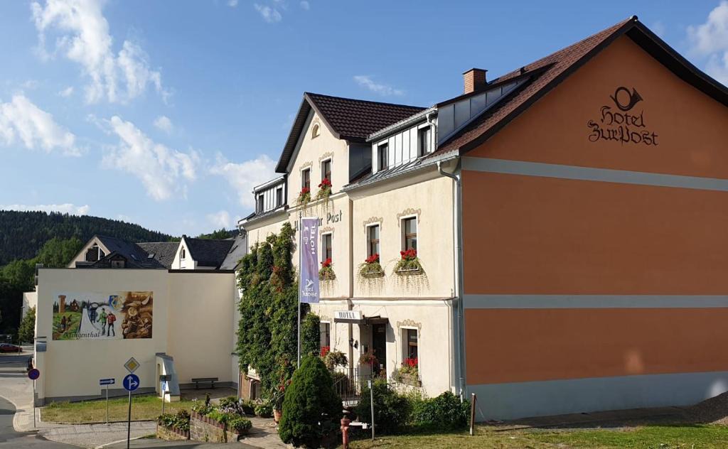 Klingenthal House | Hotel zur Post