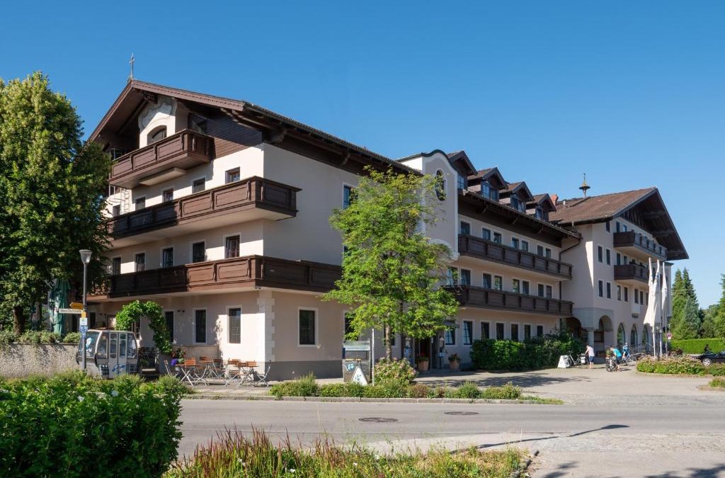 Rohrdorf Hotel | Hotel zur Post