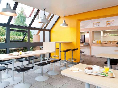 Pontarlier Hotel | hotelF1 Pontarlier