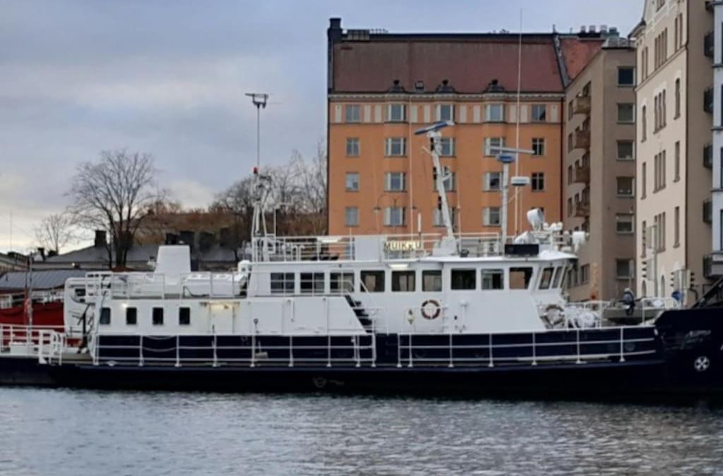 Helsinki City Centre Boat Rental | Hotellilaiva Muikku/Hotel Boat Muikku