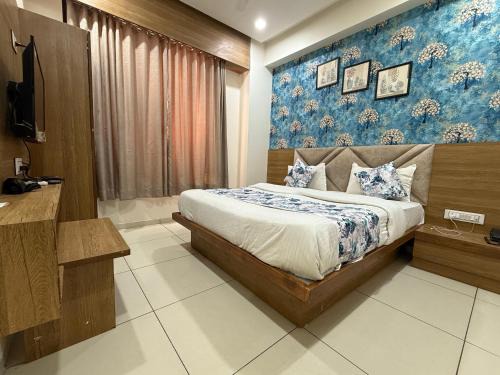 Vadodara Hotel | Hotelsuncity inn