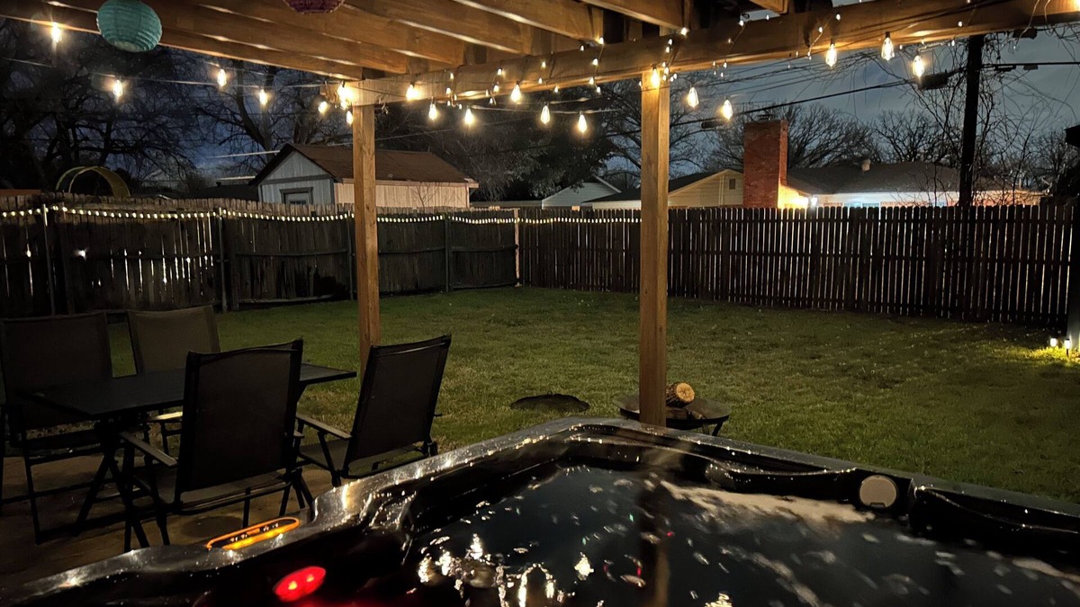 Burleson House | HotTub Game Room BBQ SlipNSlide Walk 2 park Firepit and much more!
