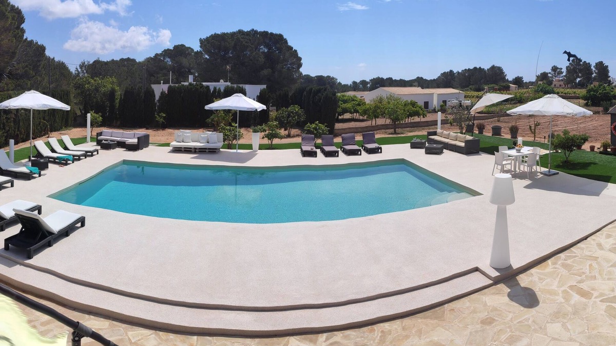 Sant Francesc Xavier Cottage | House/Apartment with swimming pool.