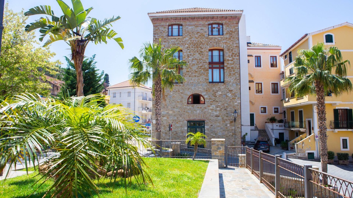 Santa Maria di Castellabate Apartment | House Tresinus-on the beach with air conditioning-CIN code IT065031C2XXXXHUCEZ8