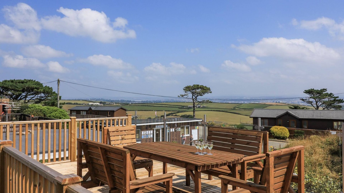 Saint John Cottage | HOUGOUMONT COTTAGE, pet friendly, with a garden in Millbrook