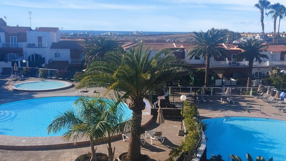 Sonnenland House | House with 2 bedrooms, 2 bathrooms and 2 terraces with ocean and pool view