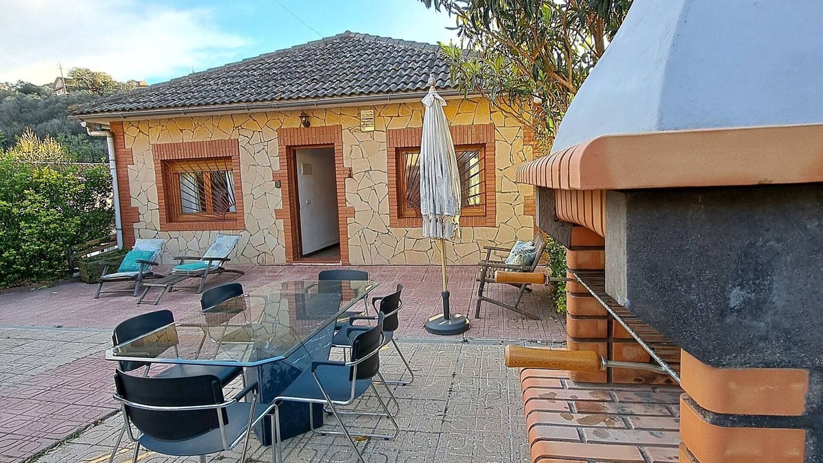 Sant Fost de Campsentelles House | House with garden 20 minutes from the center of Barcelona