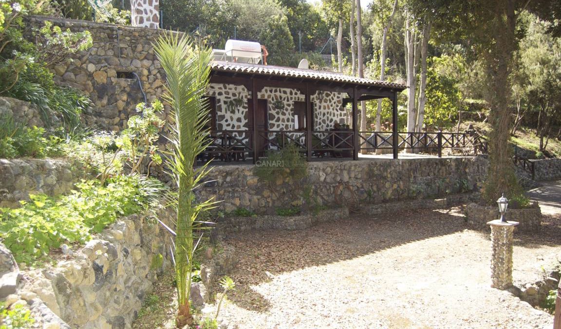 Mashonaland West House | House ∙ 1 bedroom ∙ 2 guests